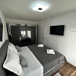 Adrian Apartman Kaštela