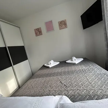 Apartment Adrian *