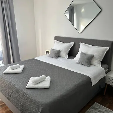 Adrian Apartment *